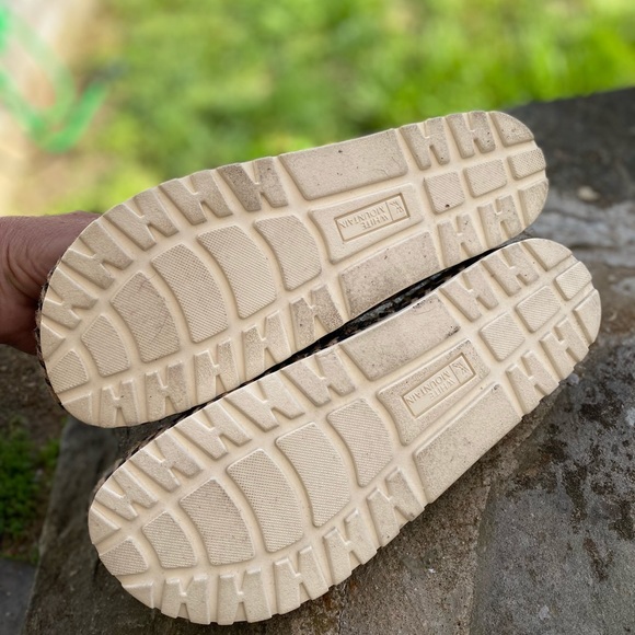 White Mountain slides - Picture 8 of 12